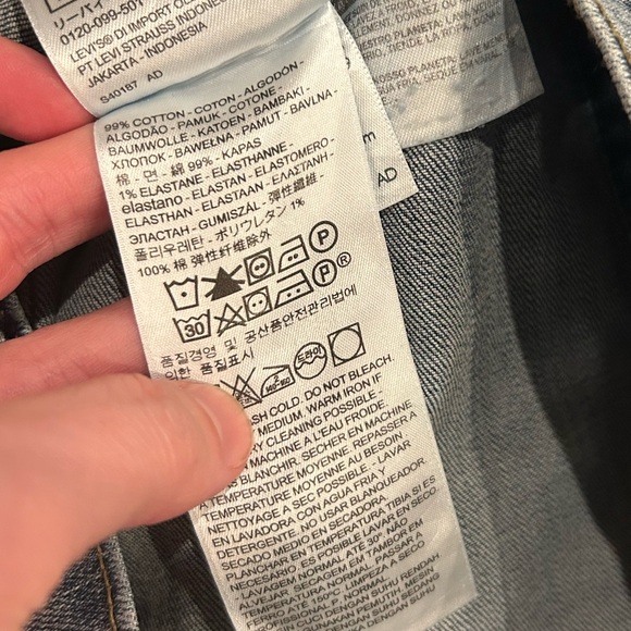 Levi’s Jean Jacket Button Front Kids Size Large 99% Cotton Girls Boys - Picture 6 of 7